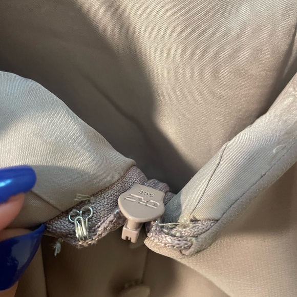 Azazie Everlee in Taupe - Picture 6 of 6